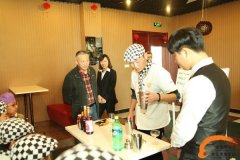 热烈欢迎香港投资推广署领导莅临我院考察指导工作