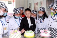 品鉴爱与责任：用心定义幸福味道