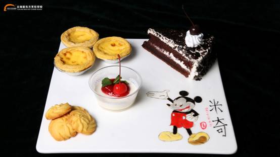 惊呆了！原来新东方的厨师是这样……  