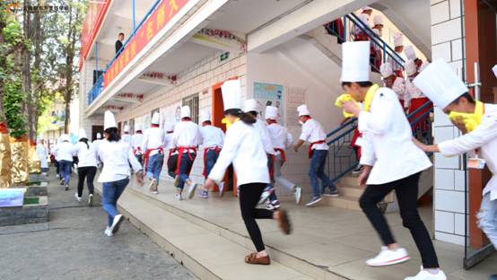 安全知识进校园 为城市增光添彩