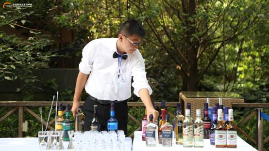 云南新东方助力 “七十二行大练兵·三百六十行出状元”技能大赛