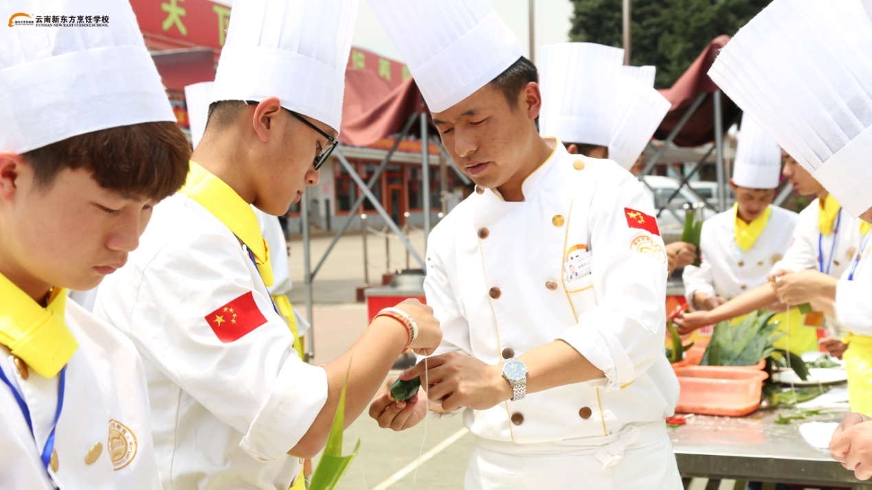 粽香飘满院 欢乐满春城