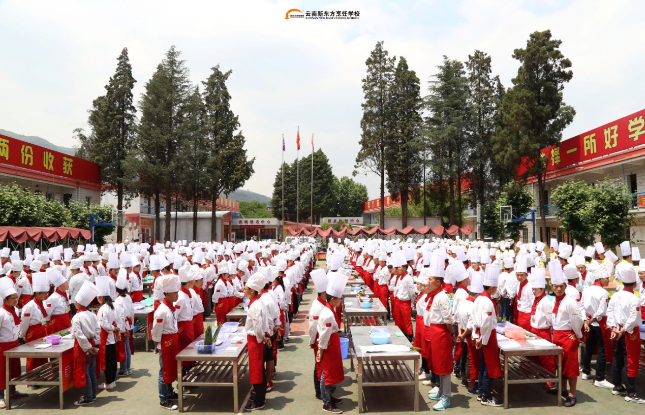 粽香飘满院 欢乐满春城