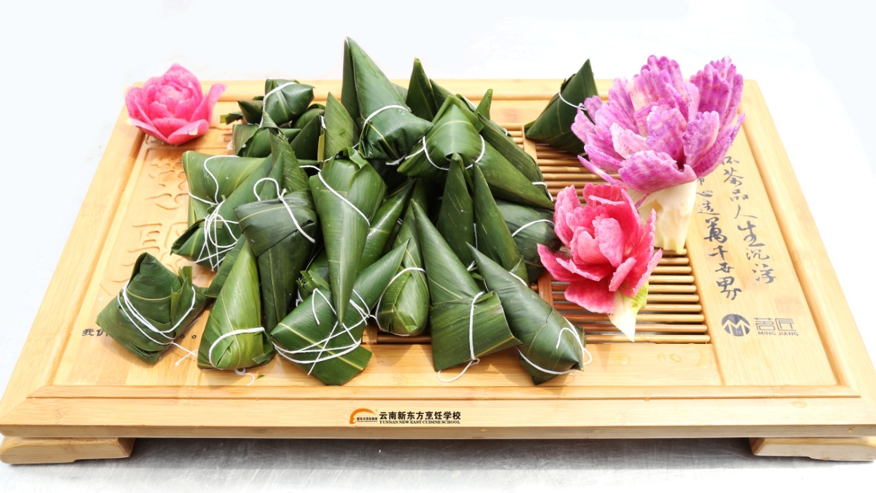 粽香飘满院 欢乐满春城