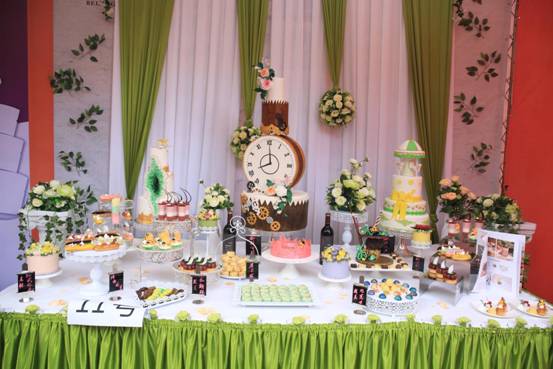 向左甜品，向右蛋糕，谁才是真正的爆款！