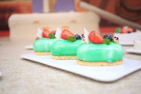 向左甜品，向右蛋糕，谁才是真正的爆款！