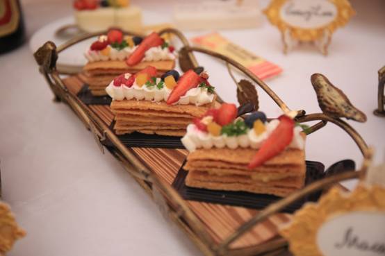 向左甜品，向右蛋糕，谁才是真正的爆款！