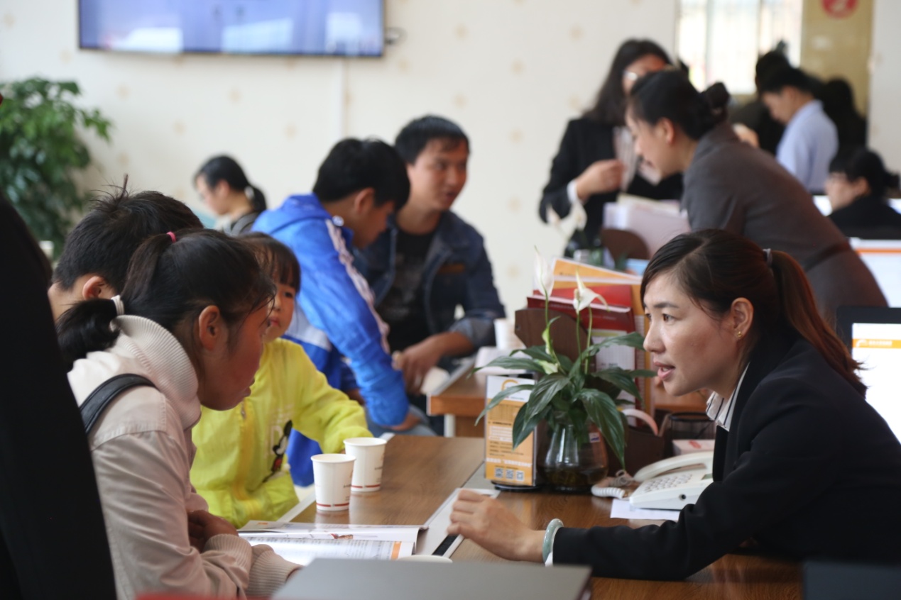 中考成绩近期公布，云南的家长都在做这件事……