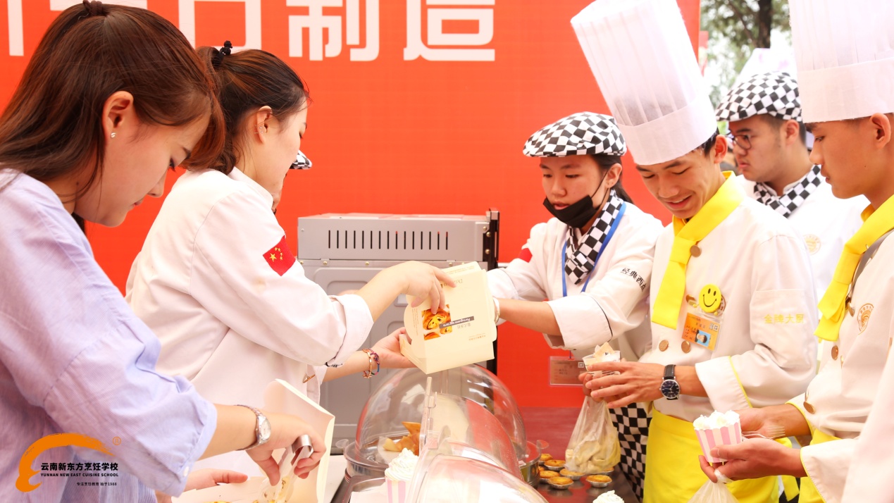 请收下这波安利：昆明吃货不能错过的一条街……