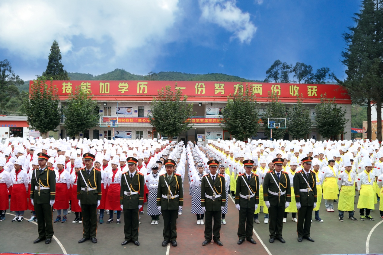 【致敬建军90周年】我们的国交给你 你们的胃交给我