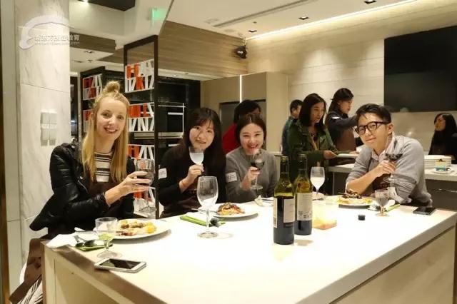 游学香港:世界这么大，我想带你去看看  