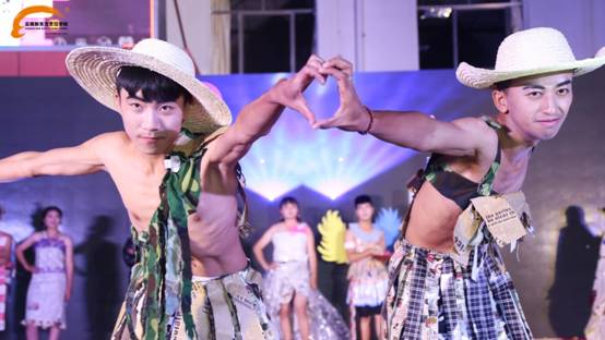 “双节”悄然至 燃爆新东方