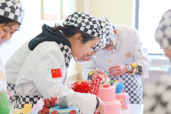 初高中毕业学啥技术好？