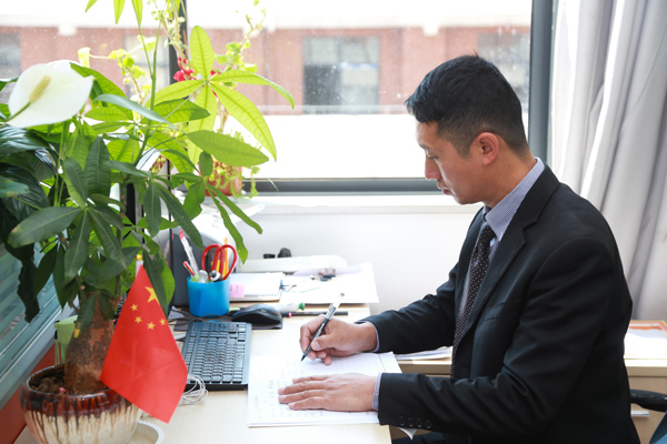 【师访】杨青云：七年磨一剑，在新东方收获爱与责任